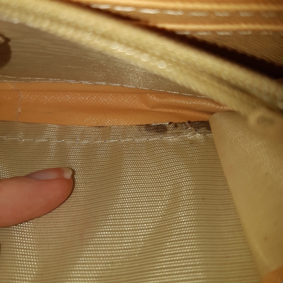 Micheal Kors Wristlet - Picture 4 of 4